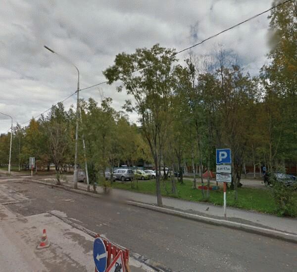 Банкомат Ханты-Мансийского Банка по адресу улица Менделеева 21