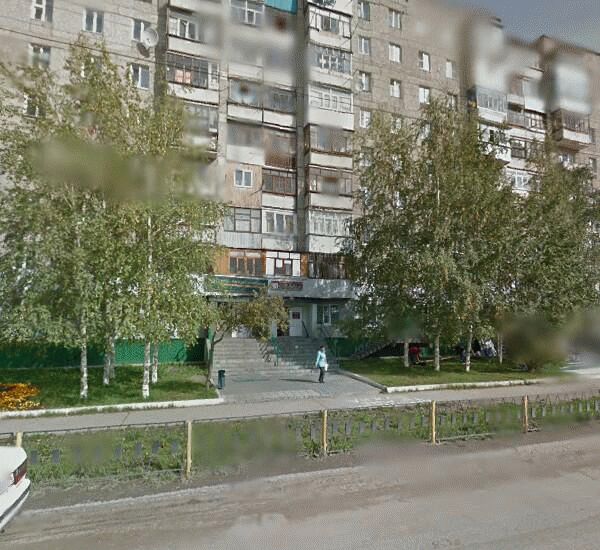 Банкомат Ханты-Мансийского Банка по адресу улица Спортивная 17